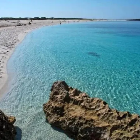 Apartament Fronte Mare S'arena Scoada *