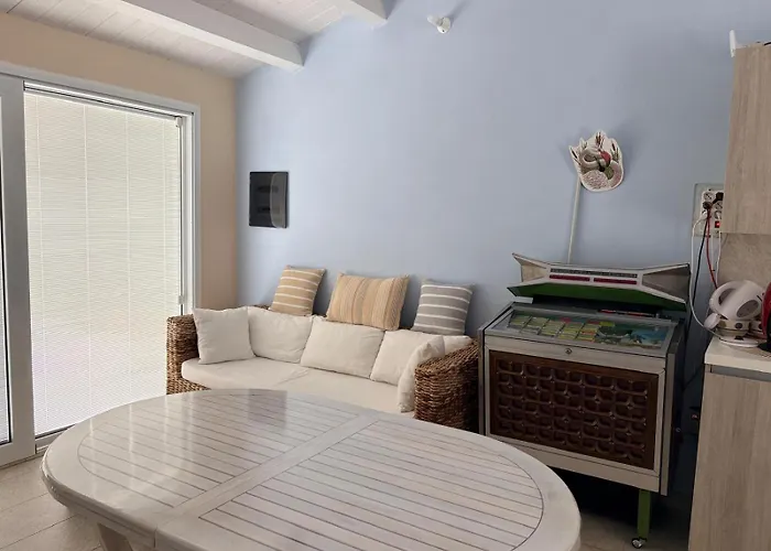 Fronte Mare S'arena Scoada Apartamento *